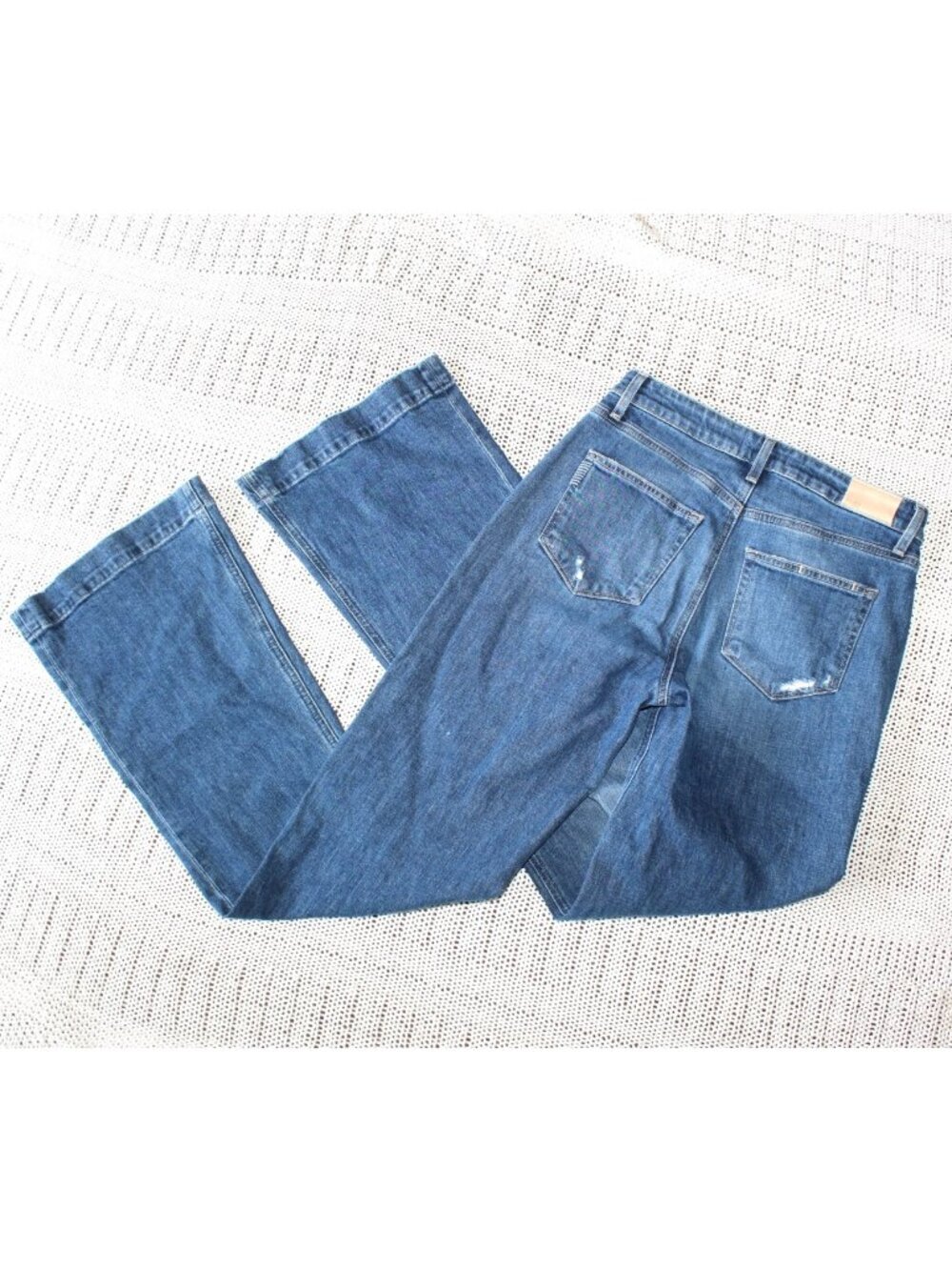 Paige Leenah Wide Leg Jeans W26/ L35 button fly Denim High Rise Bootcut Casual - Picture 2 of 9